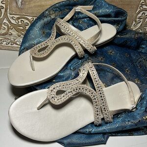David’s Bridal Kora Bling New Sandals 9M
